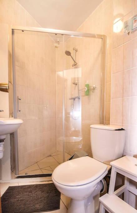 Lovely Budget Double Ensuite In Bricklane Λονδίνο Εξωτερικό φωτογραφία